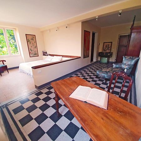 Villa De Benedetti Сарцана Екстериор снимка
